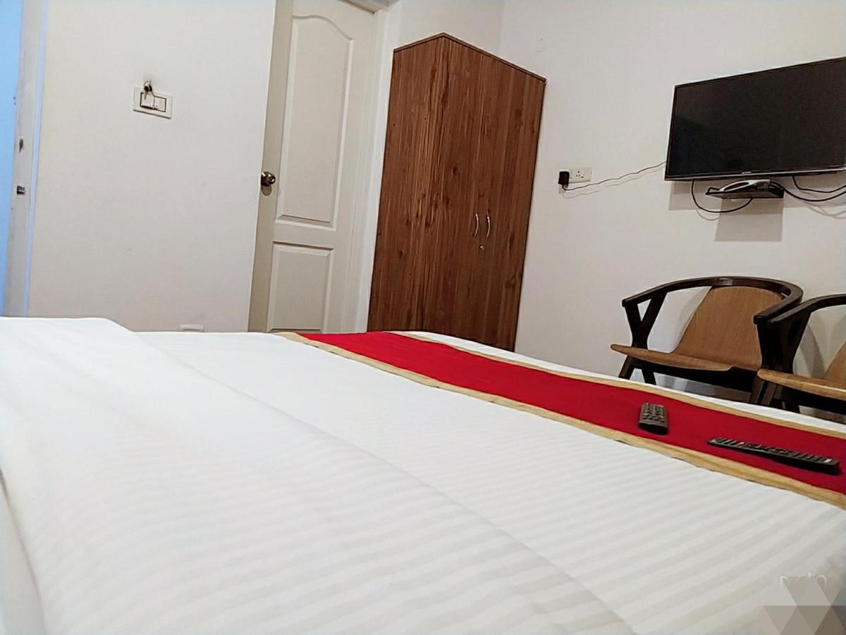 Rosepark Residency Hotel Ооти Екстериор снимка