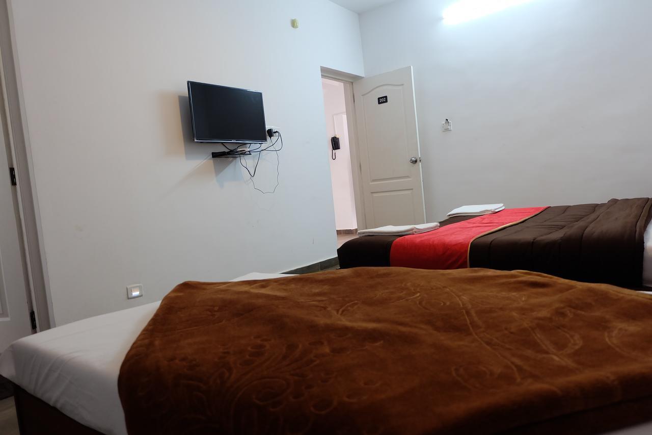 Rosepark Residency Hotel Ооти Екстериор снимка